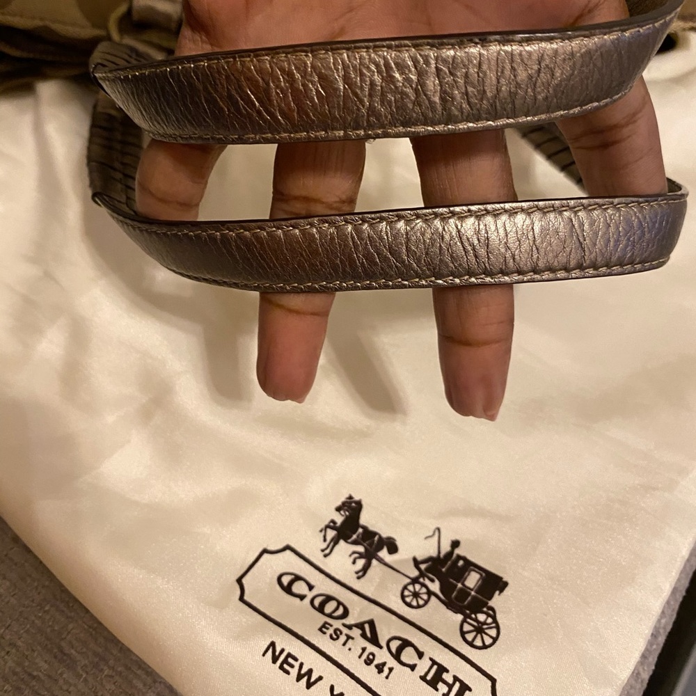 Authentic Coach bag - Picture 7 of 9